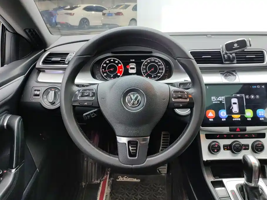 Volkswagen CC 2018 — фото 15