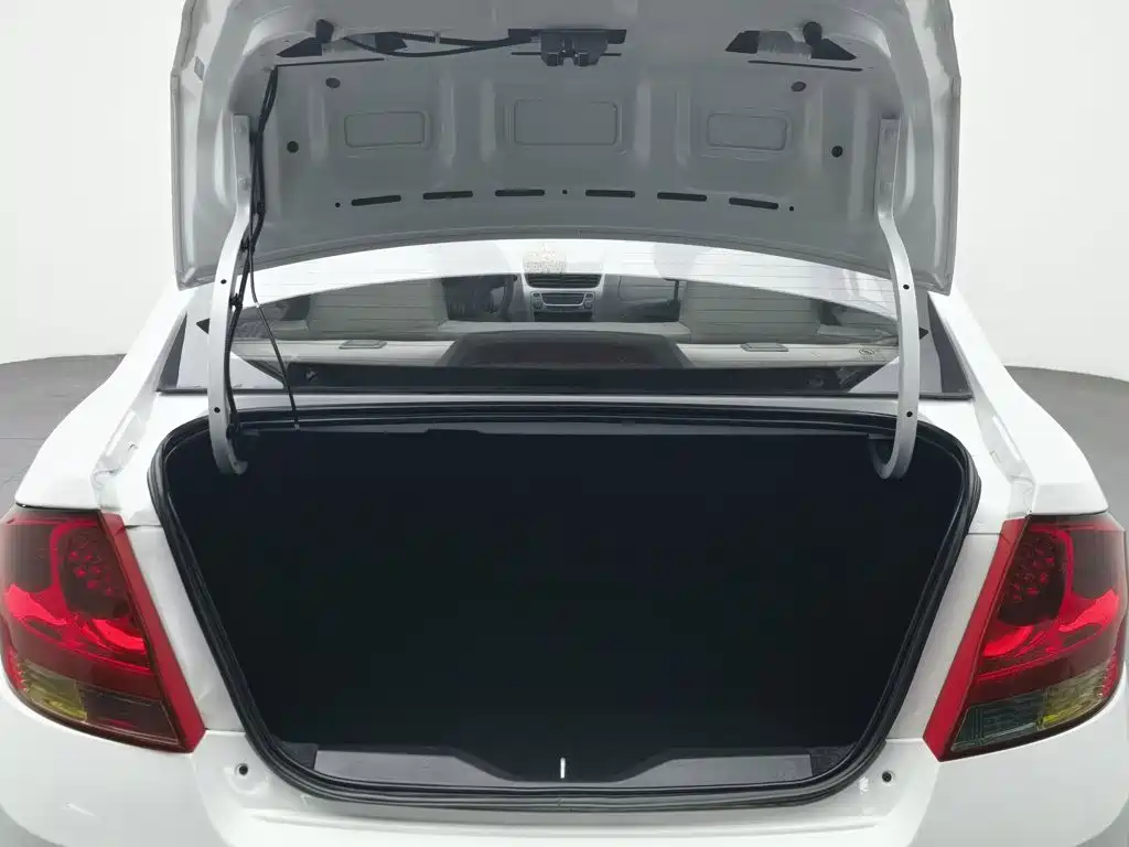 Chevrolet Sail 2014 — фото 16