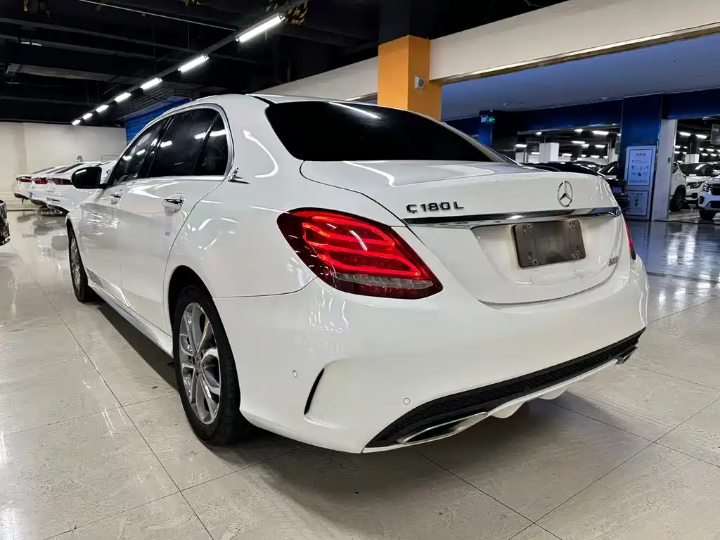 Mercedes-Benz C-Class 2017 — фото 15