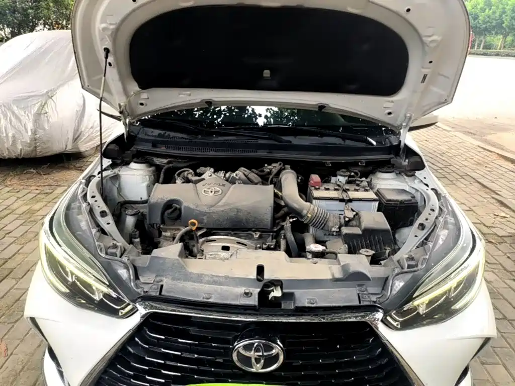 Toyota Yaris L 2022 — фото 20