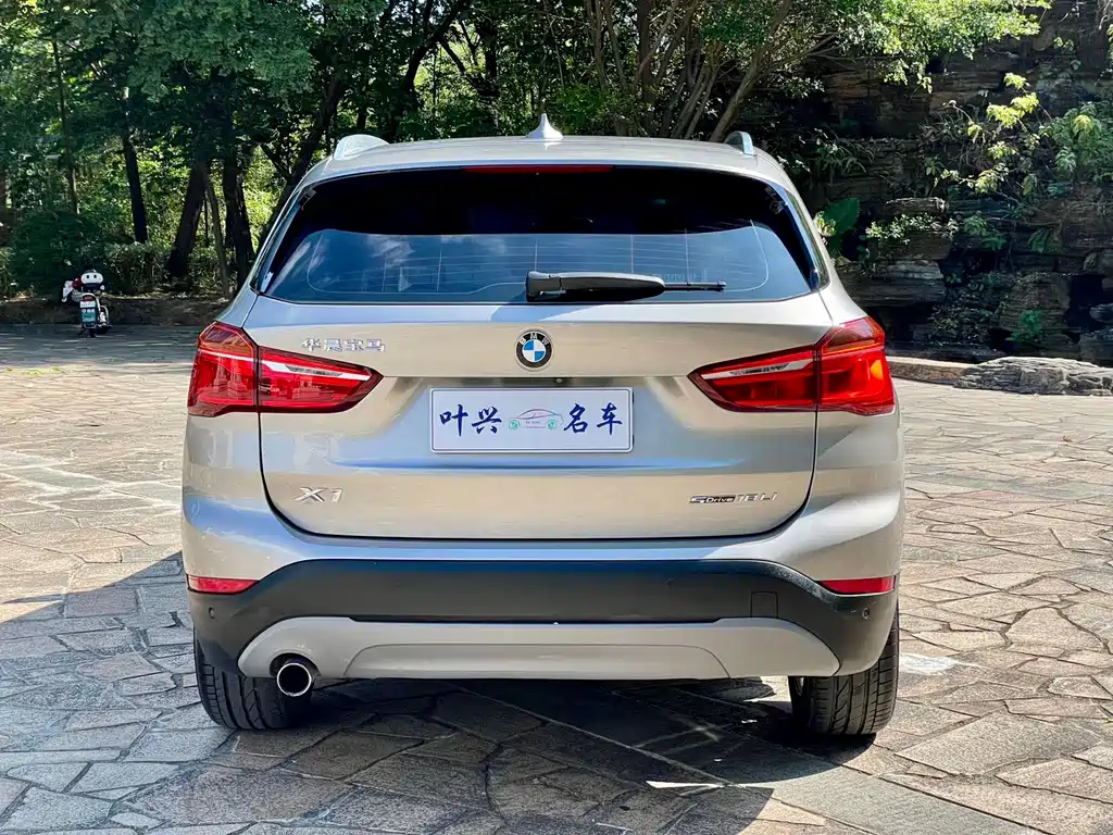 BMW X1 2019 — фото 9