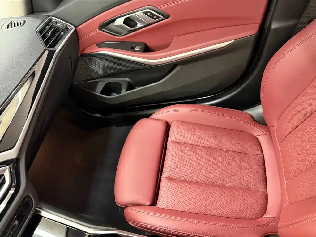 BMW 3 Series 2023 — фото 14