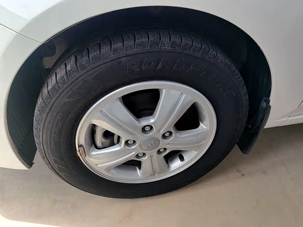 Kia Forte 2015 — фото 23