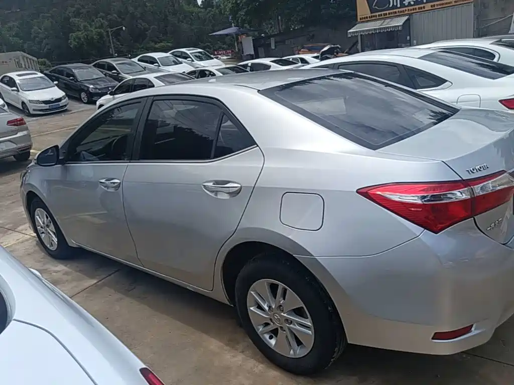 Toyota Corolla 2015