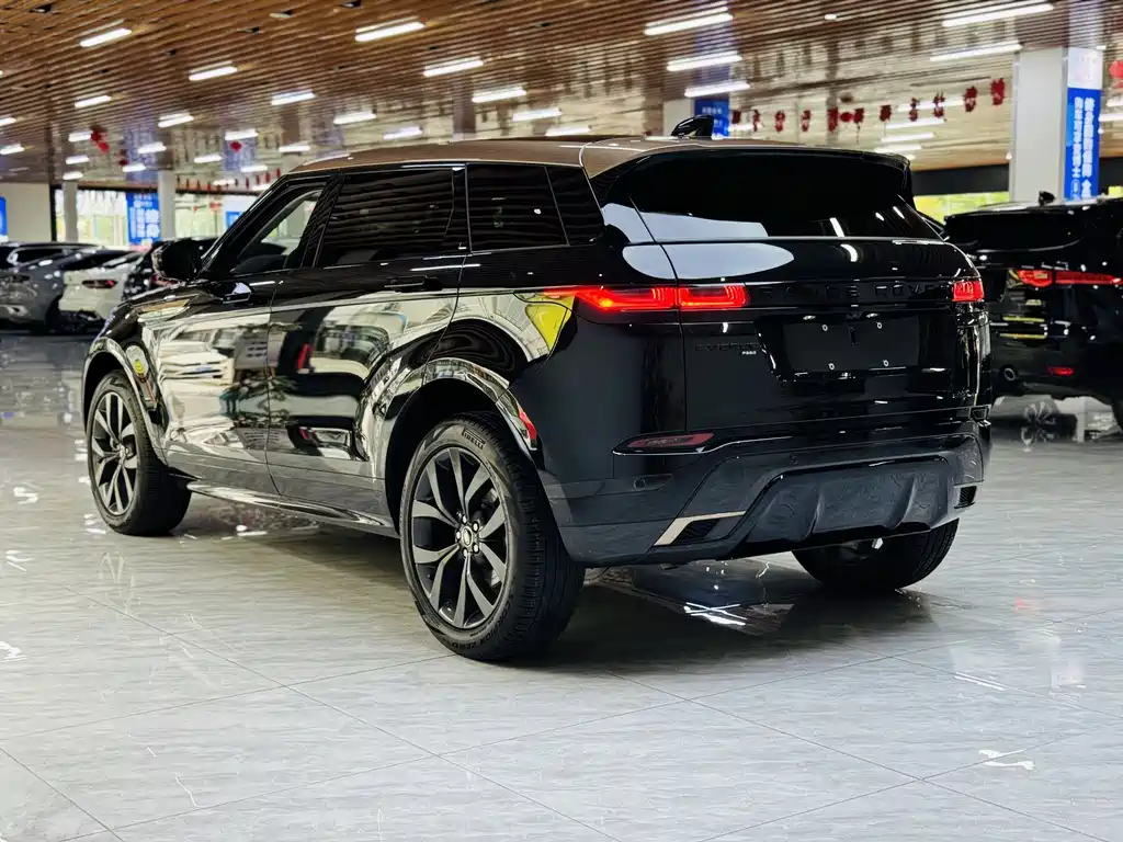 Land Rover Evoque 2024 — фото 18