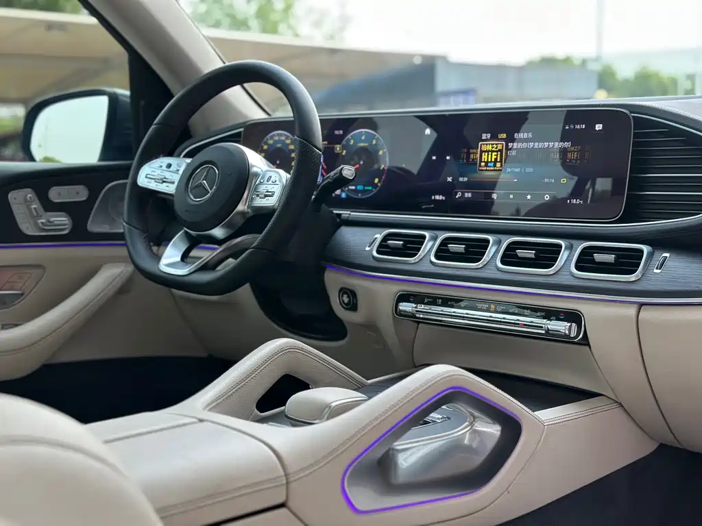 Mercedes-Benz GLE 2019 — фото 19