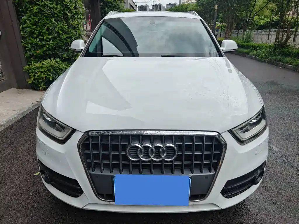 Audi Q3 2016