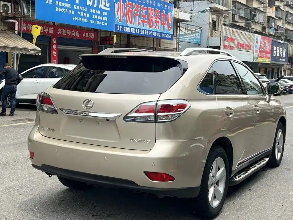 Lexus RX Classic 2013 — фото 9