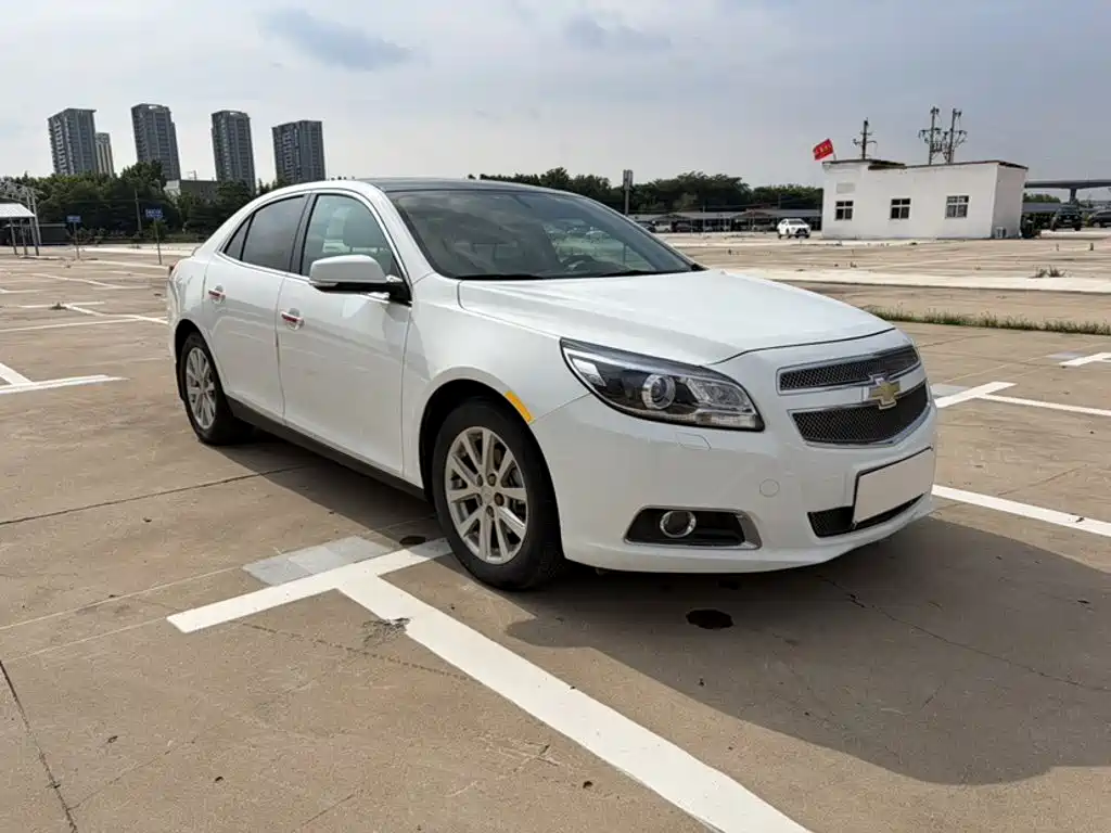 Chevrolet Malibu 2016 — фото 10
