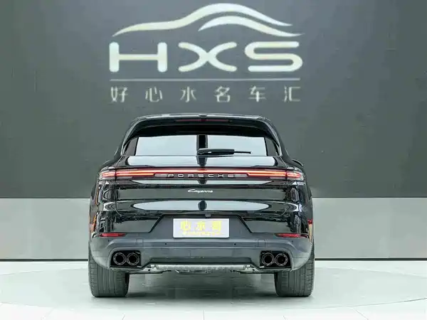 Porsche Cayenne 2025