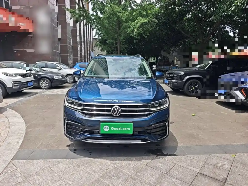 Volkswagen Tiguan L 2022