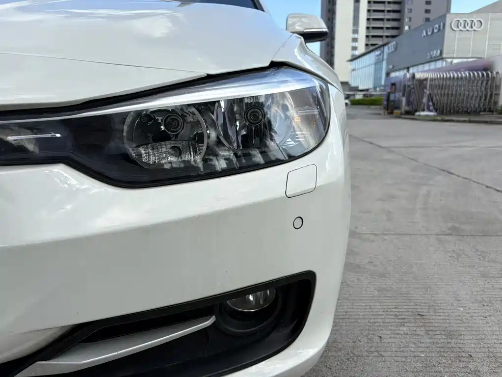 BMW 3 Series 2014 — фото 15