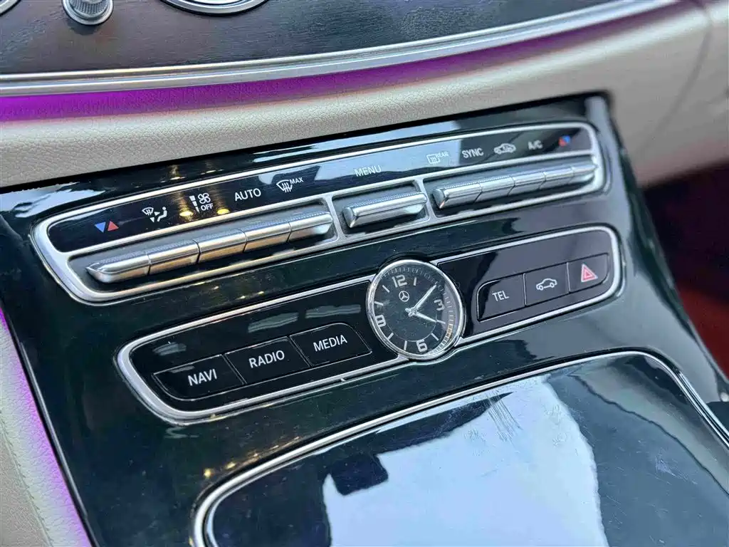 Mercedes-Benz E-Class 2017 — фото 8