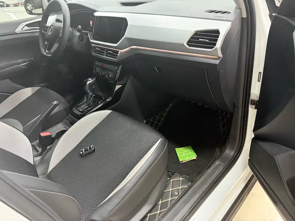 Volkswagen Tacqua 2022