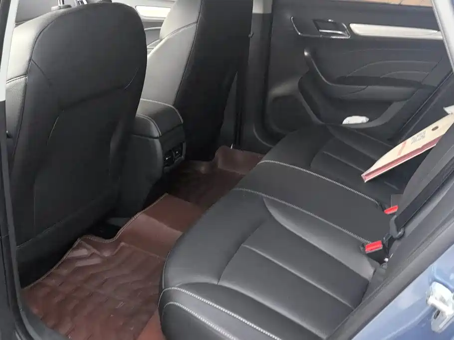 Roewe i6 New Energy 2018 — фото 11