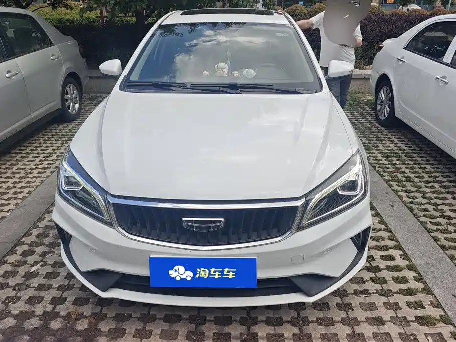 Geely Emgrand 2021 — фото 2