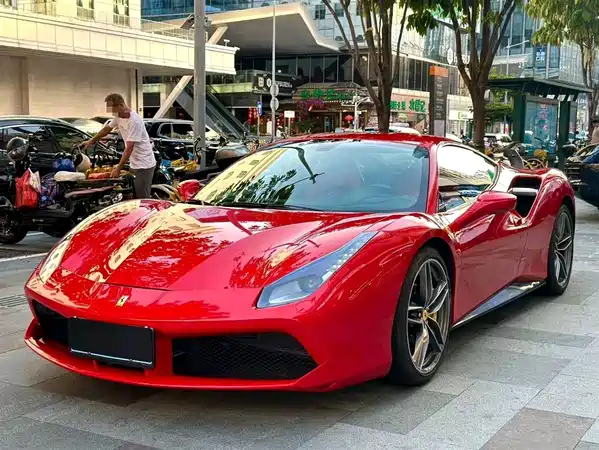 Ferrari 488 2015