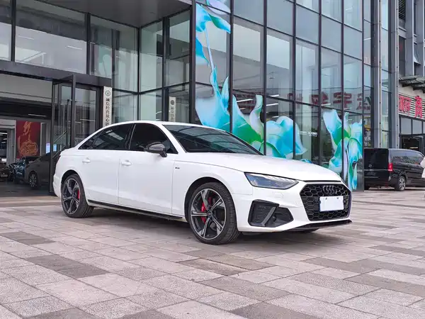 Audi A4L 2025