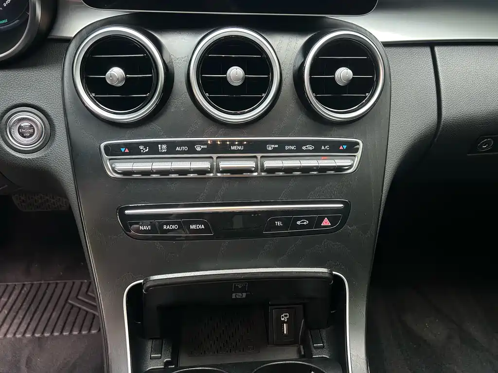 Mercedes-Benz C-Class 2020 — фото 14