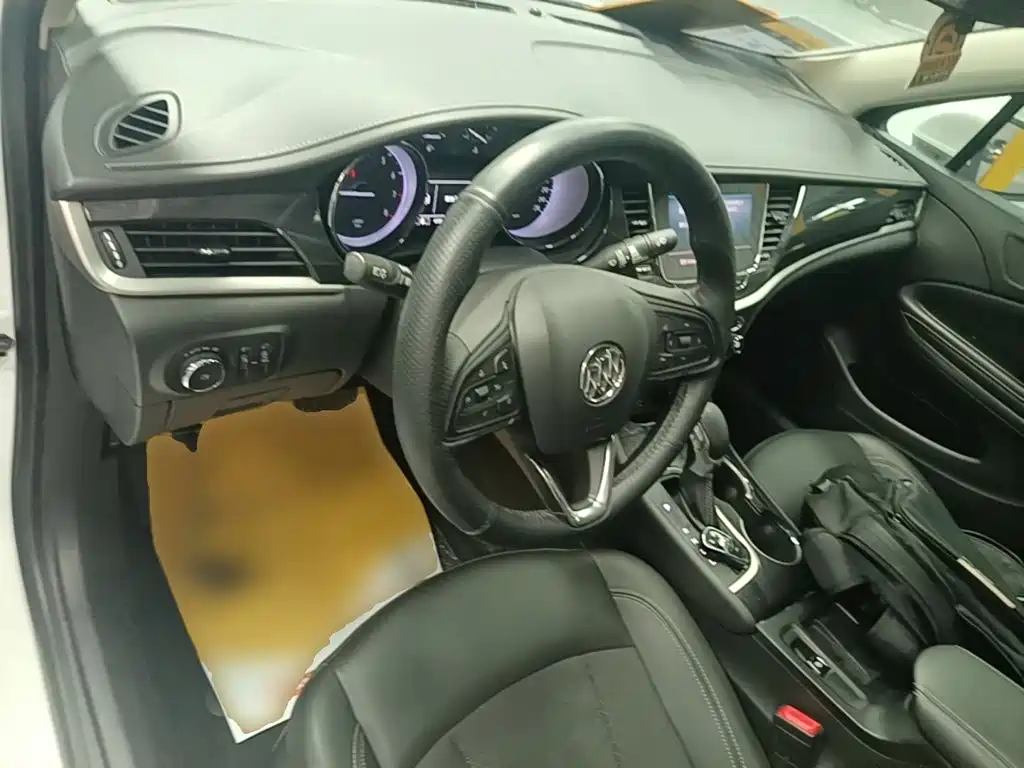 Buick Verano 2020 — фото 10