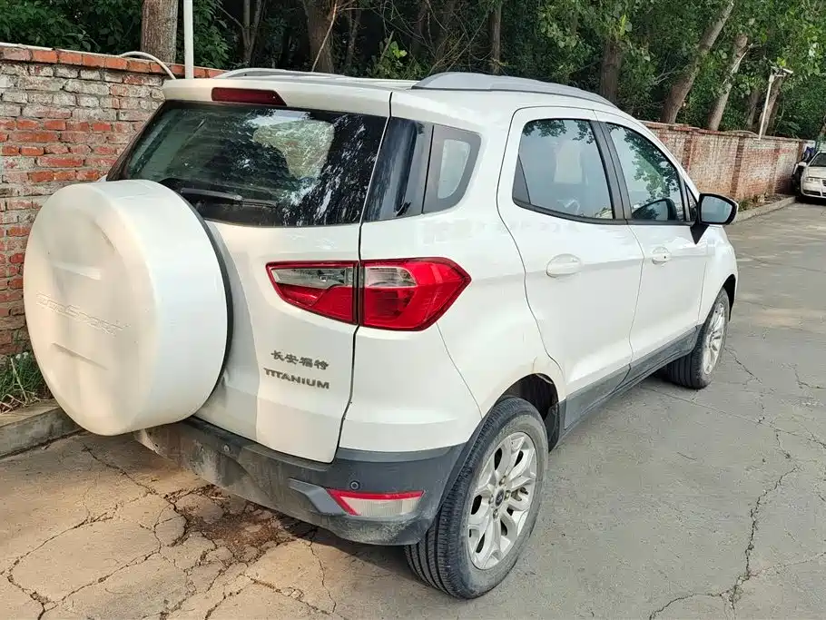 Ford Ecosport 2017 — фото 3