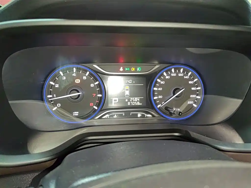 GAC Motor Trumpchi GS3 2018 — фото 12