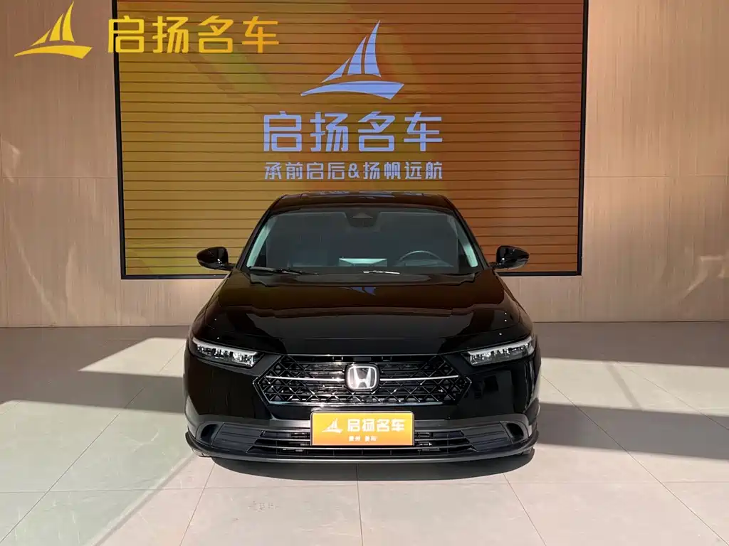 Honda Accord 2025 — фото 1