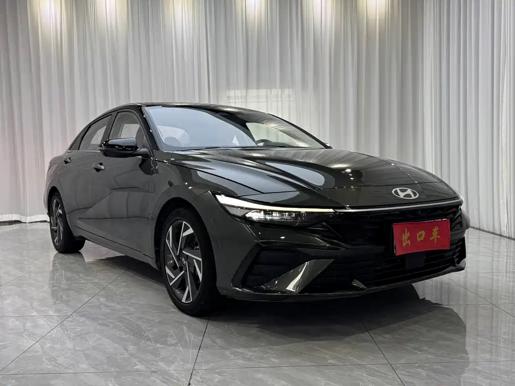 Hyundai Elantra 2023