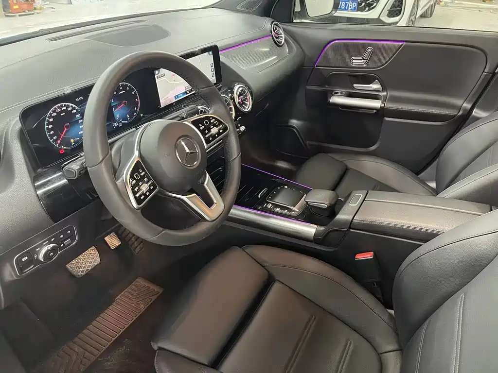 Mercedes-Benz GLA 2021 — фото 11