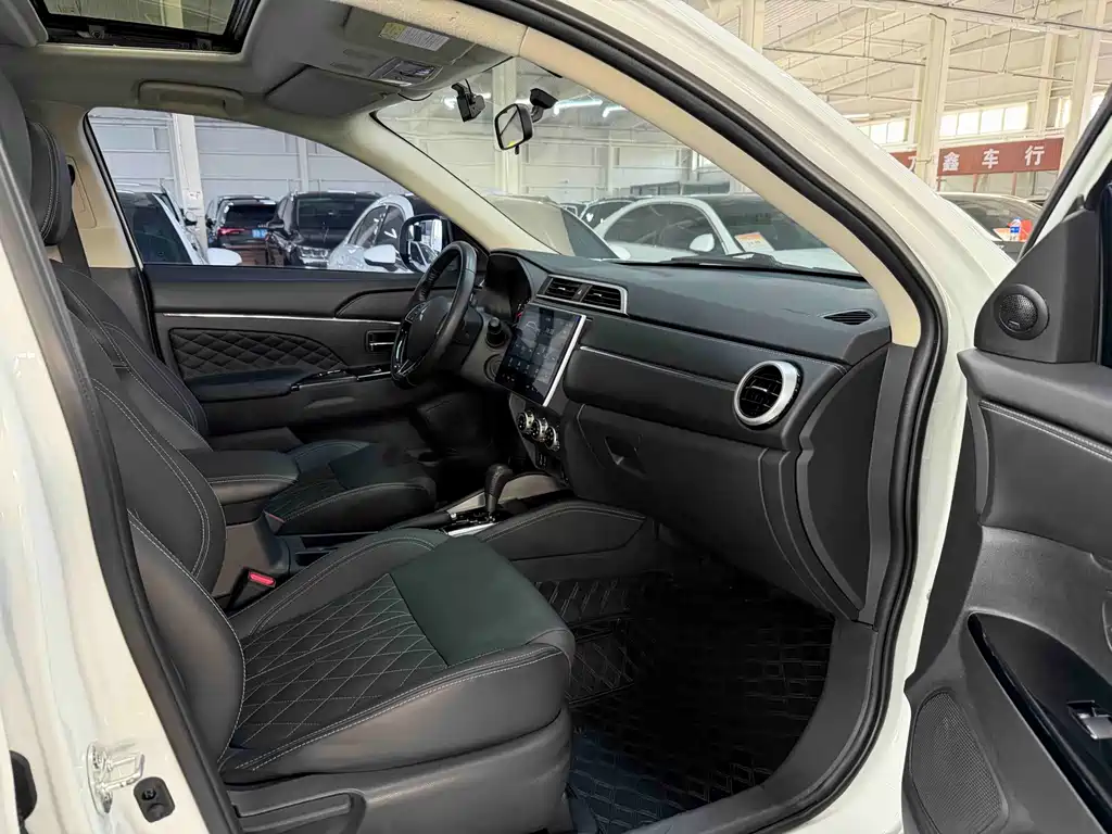 Mitsubishi Jinxuan ASX 2023 — фото 17