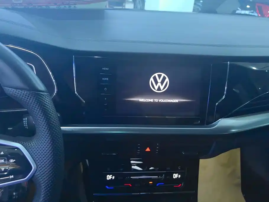 Volkswagen Passat 2023 — фото 13