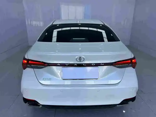 Toyota Avalon 2023