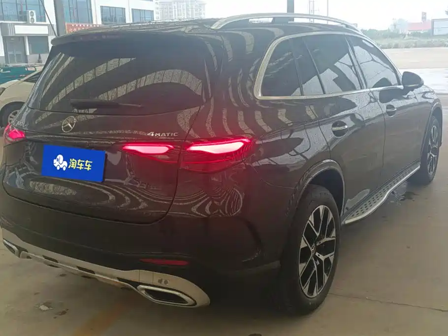 Mercedes-Benz GLC 2023
