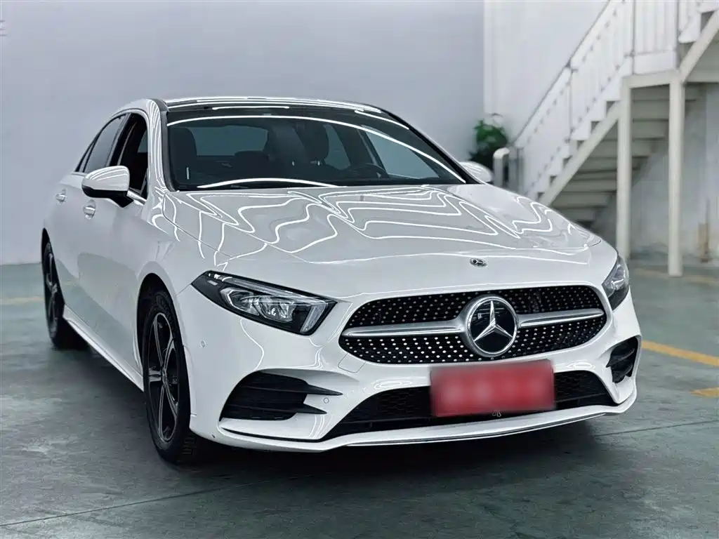 Mercedes-Benz A-Class 2023 — фото 8