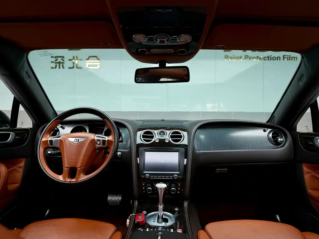 Bentley Flying Spur 2011 — фото 14