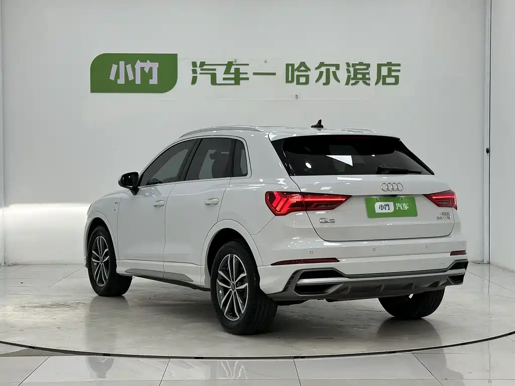 Audi Q3 2023 — фото 4