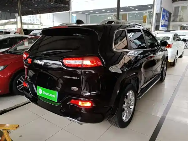 Jeep Cherokee 2017