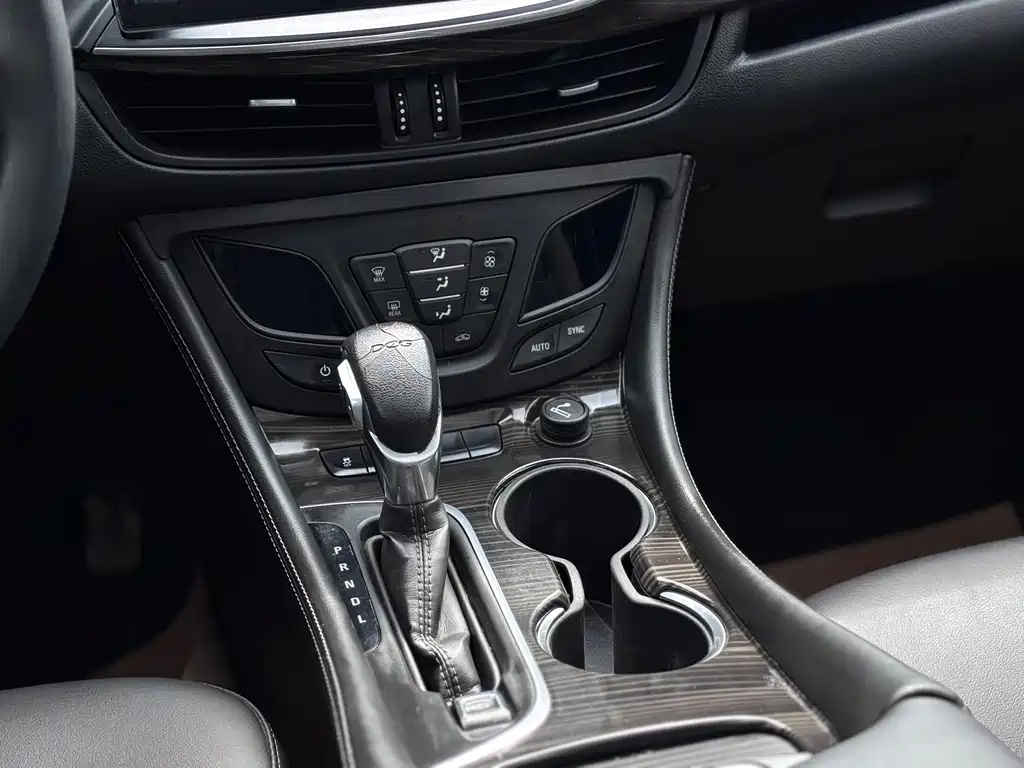 Buick Envision Plus 2022 — фото 18