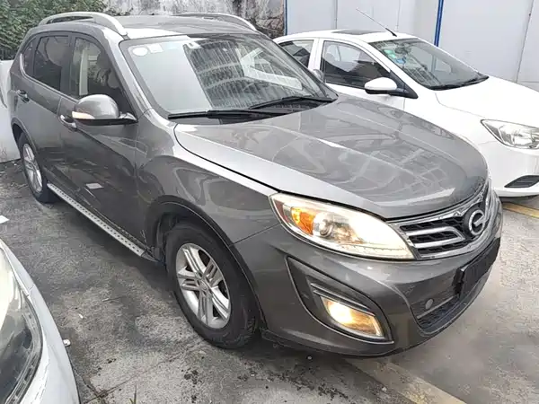 GAC Trumpchi GS5 2014
