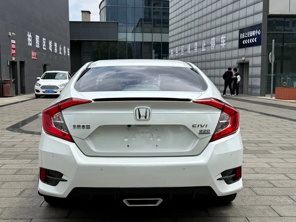 Honda Civic 2020 — фото 5