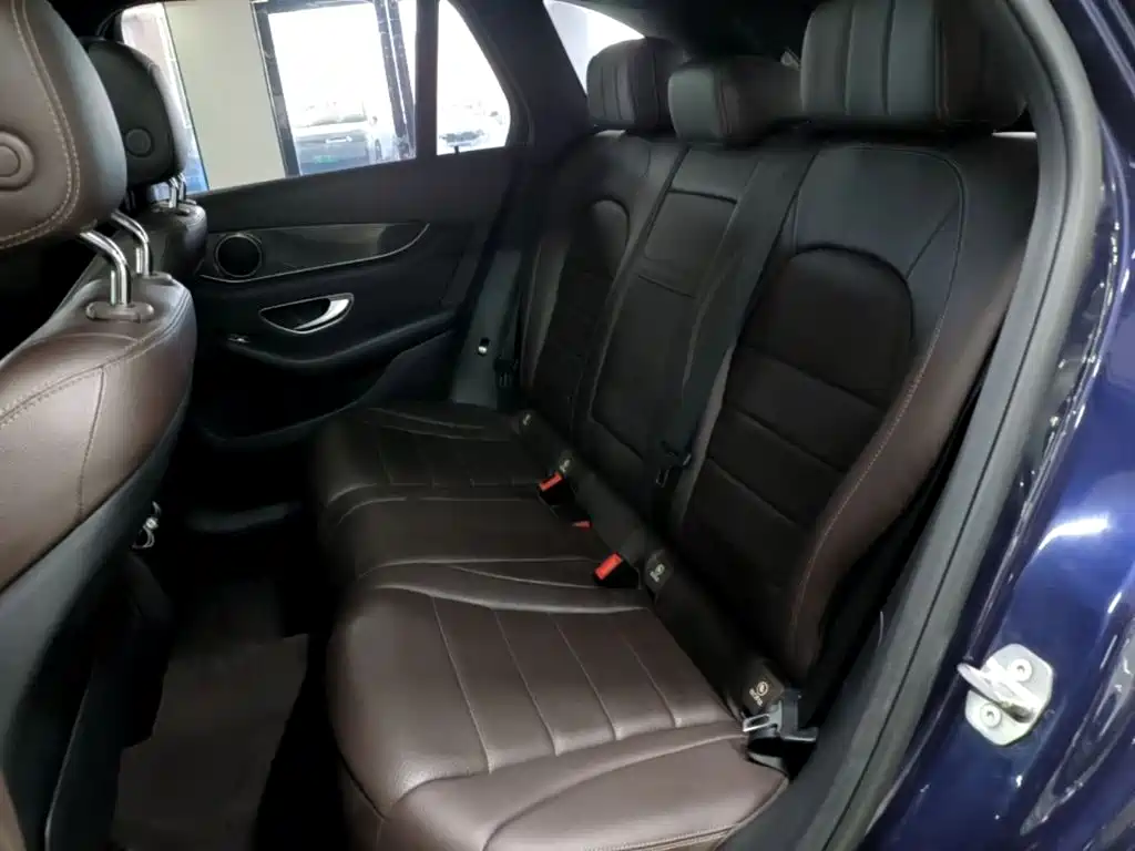 Mercedes-Benz GLC 2018 — фото 17