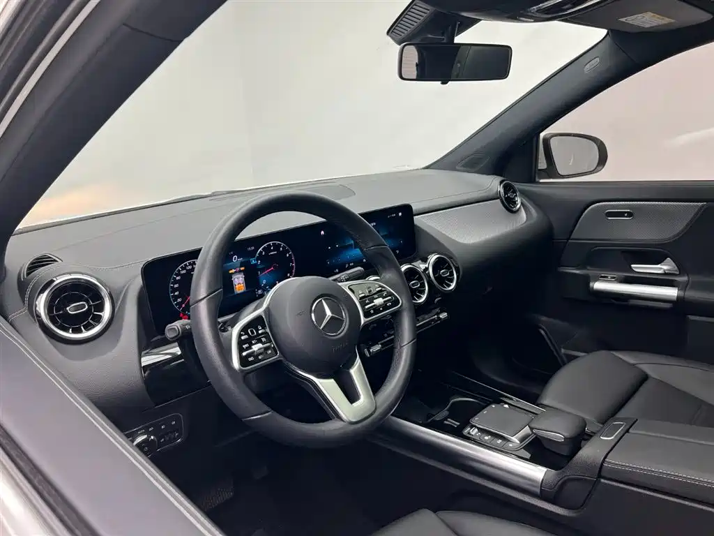 Mercedes-Benz GLA 2021 — фото 16