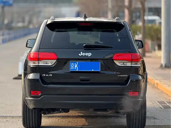 Jeep Grand Cherokee 2014