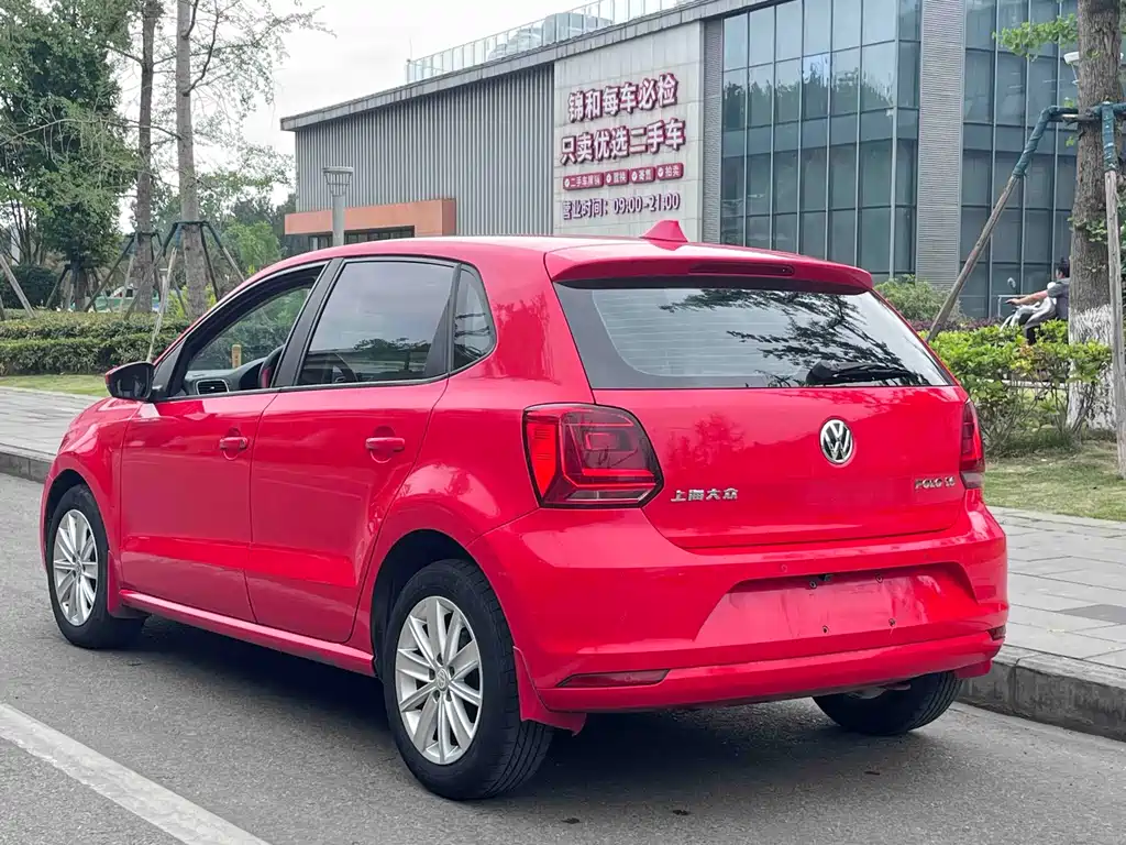 Volkswagen Polo 2015 — фото 15