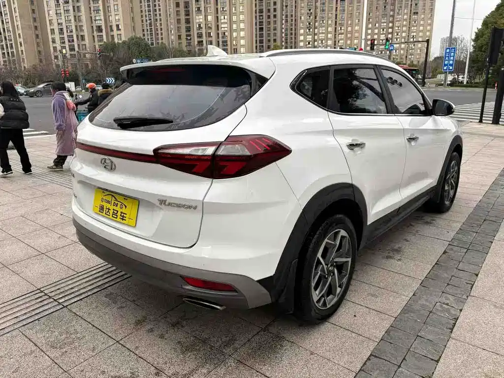 Hyundai Tucson 2019 — фото 7