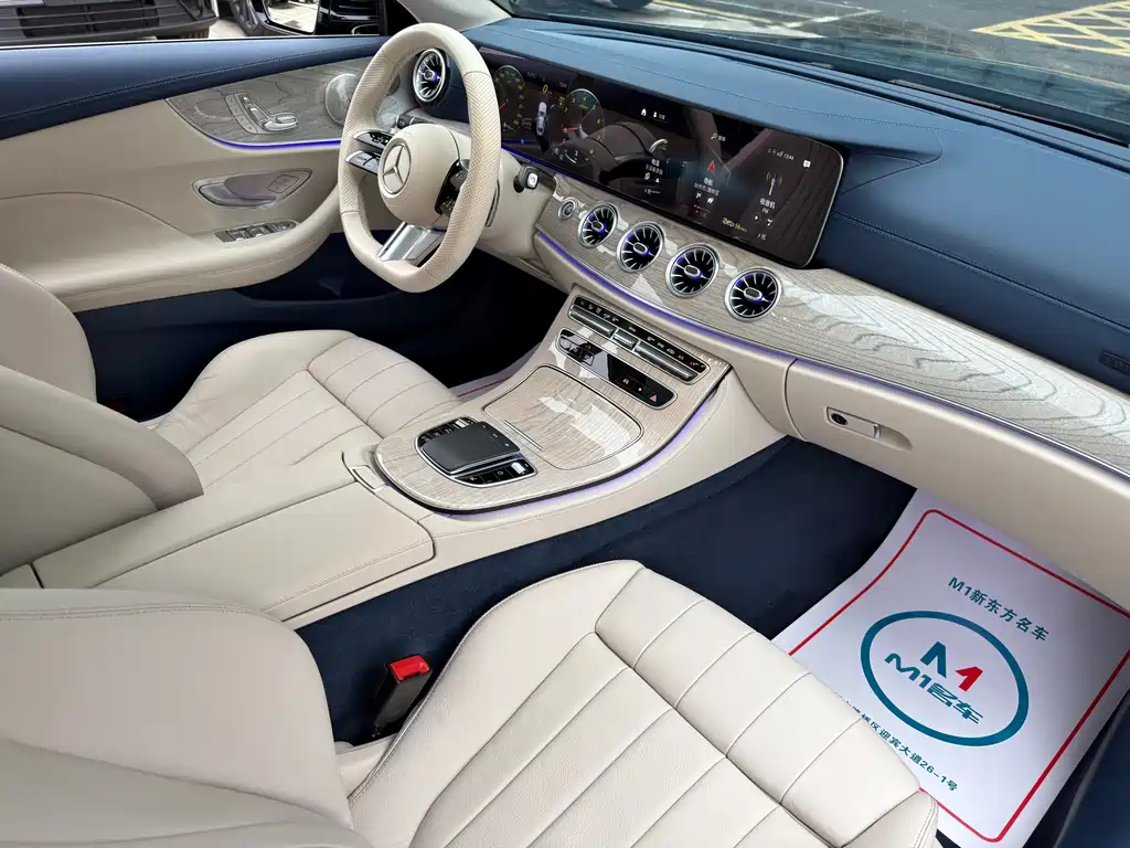 Mercedes-Benz E-Class 2024 — фото 13