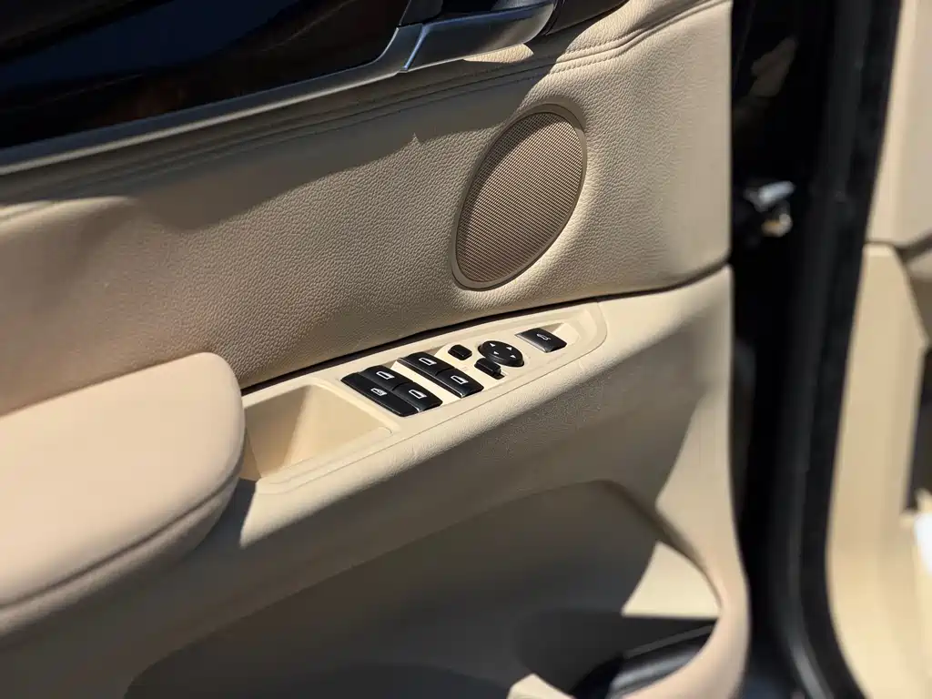 BMW X5 2014 — фото 27
