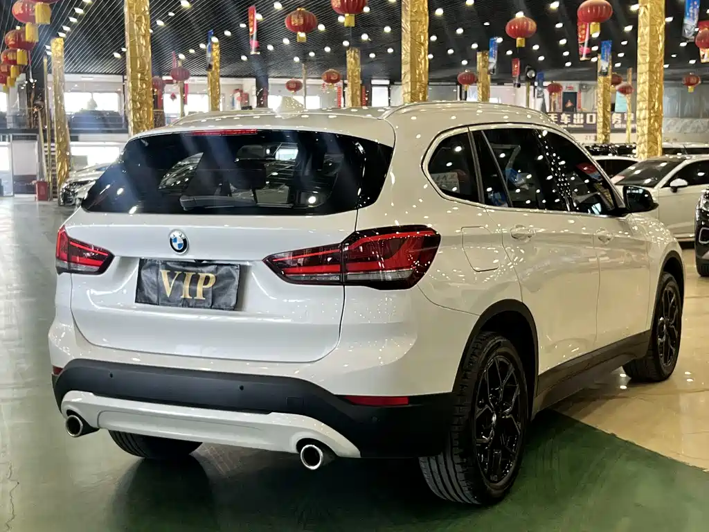 BMW X1 2021 — фото 5