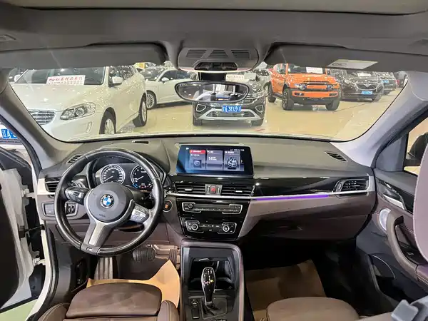 BMW X1 2021