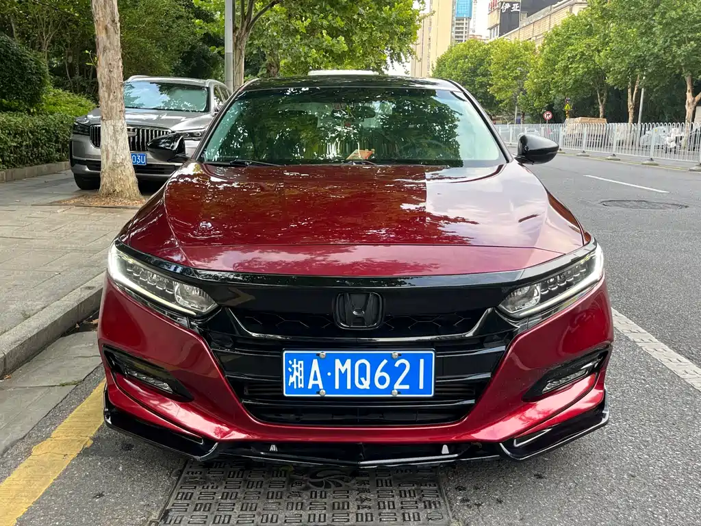Honda Accord 2018 — фото 1